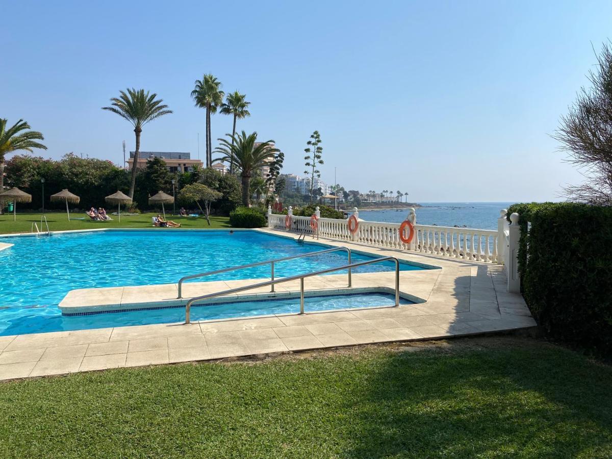 Super Holday Lubina Sol Mijas Beachfront Apartman Kültér fotó