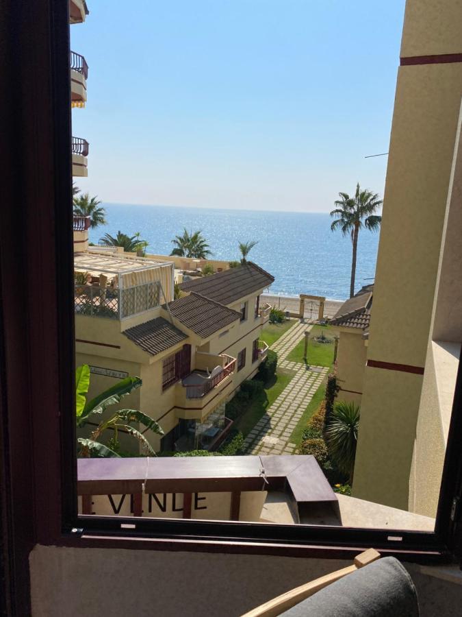 Super Holday Lubina Sol Mijas Beachfront Apartman Kültér fotó